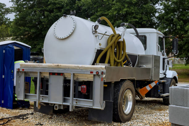 Best Porta potty delivery and setup  in Benld, IL